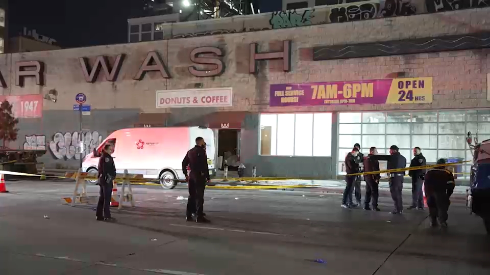 Man shot and killed in Hell's Kitchen; no arrests