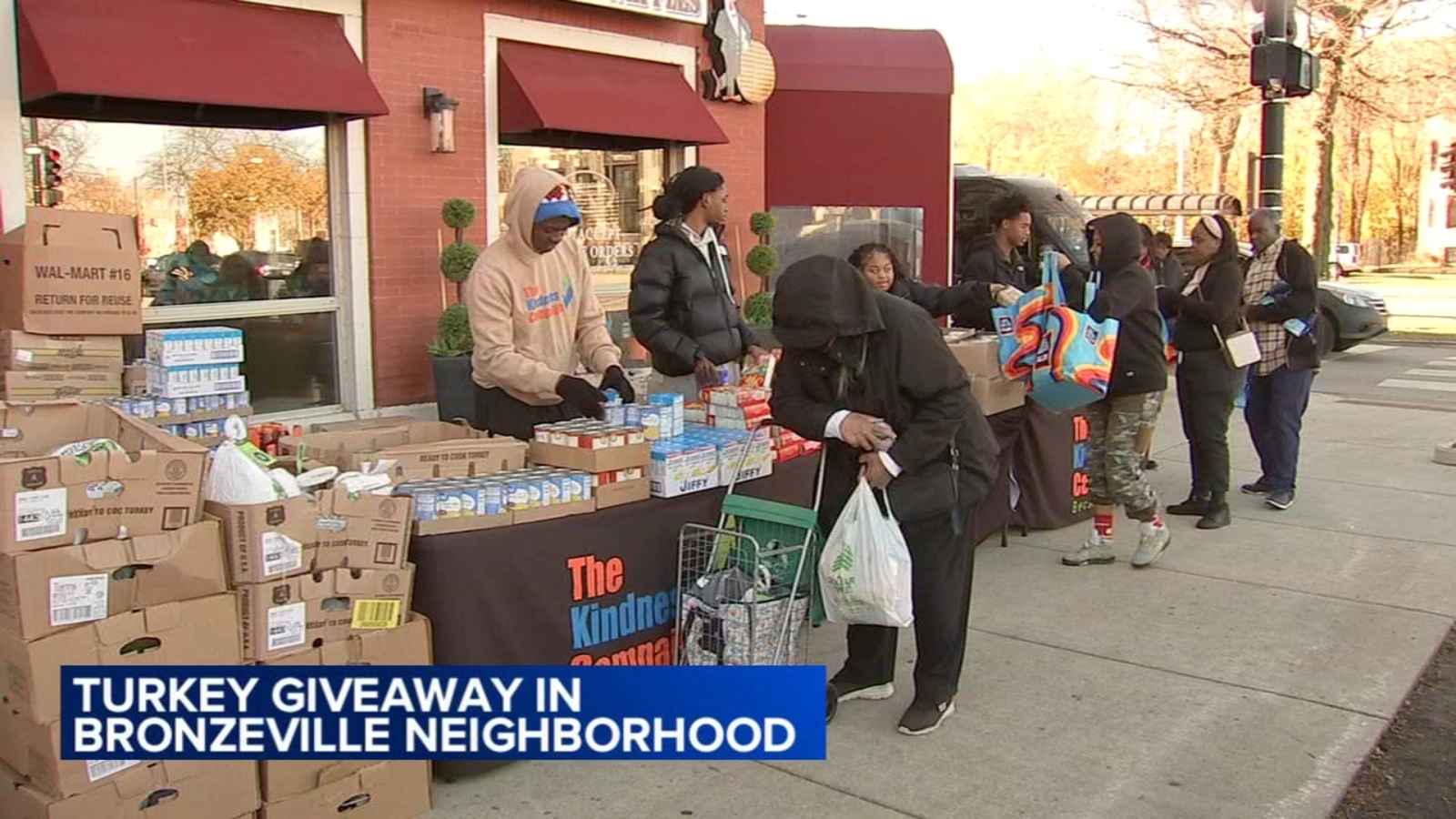 Turkey giveaway held in Bronzeville ahead of Thanksgiving: 'It means a lot'