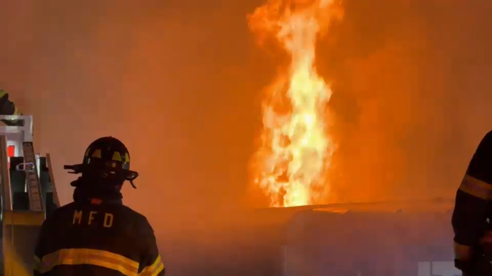 Fire damages bagel shop, Ralph's Italian Ice in Franklin Square on Long Island