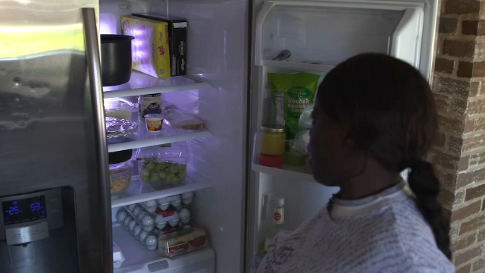 Houston mother describes challenges living in food insecurity