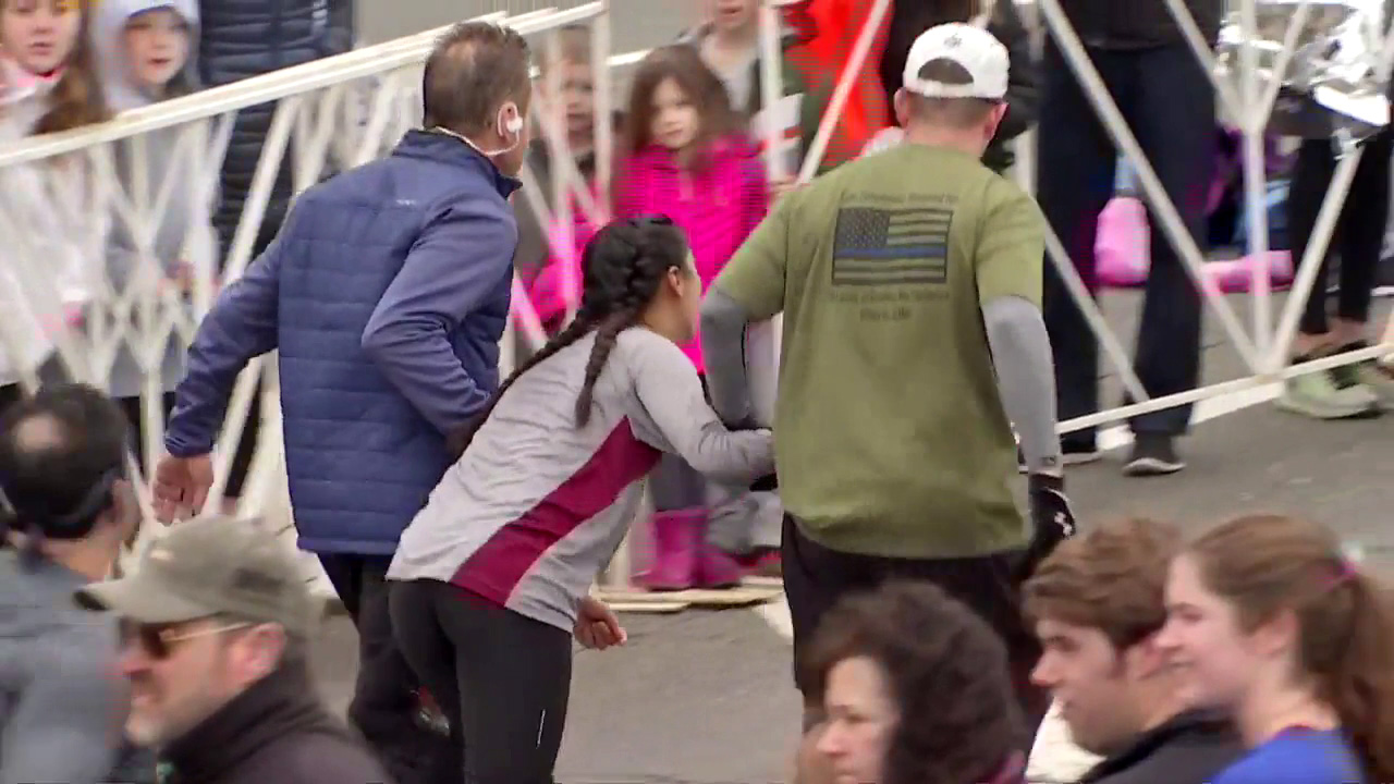 Runners help woman finish Penn. half-marathon