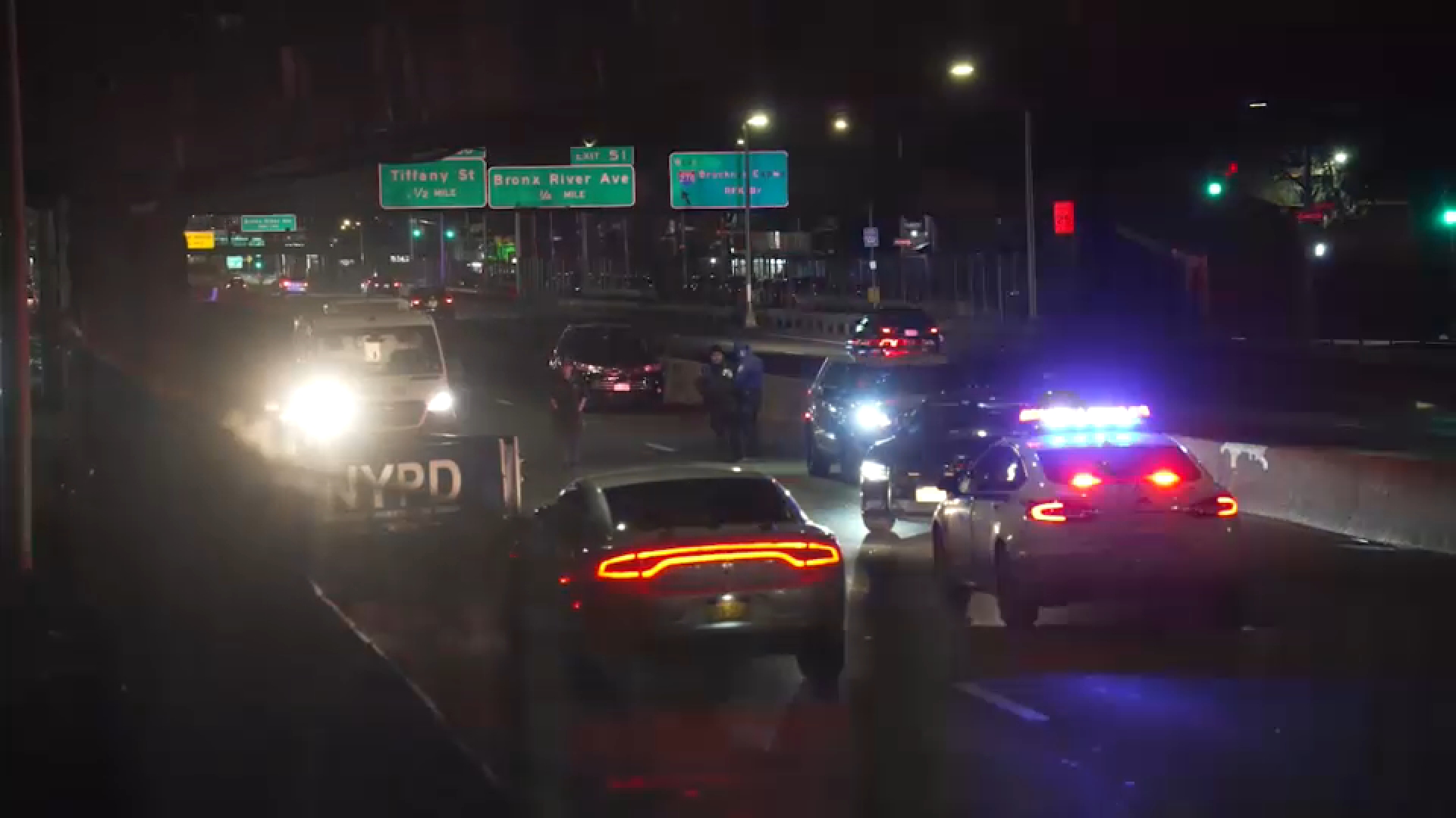 Search for driver in Bronx deadly hit-and-run that killed man on