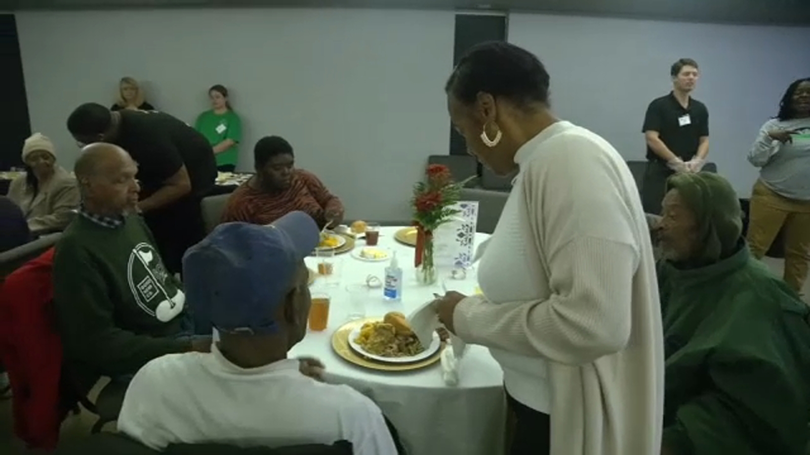 Church in Durham provides Thanksgiving experience aimed at restoring dignity: 'Felt the love'