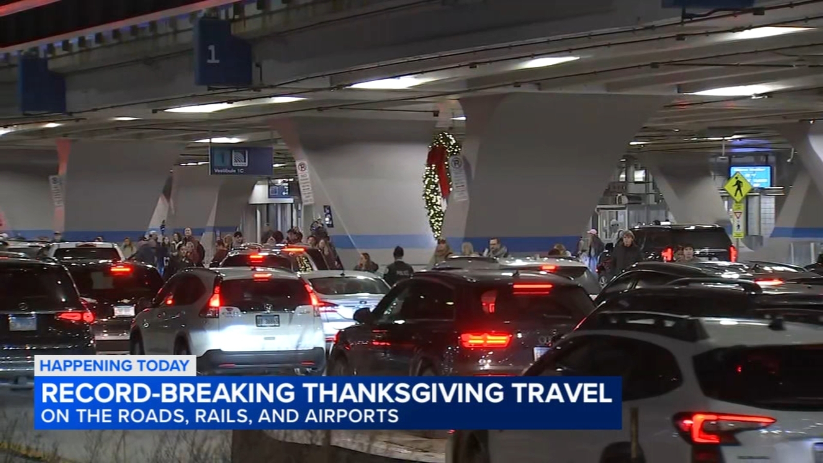 Thanksgiving travel rush continues across Chicago area Wednesday
