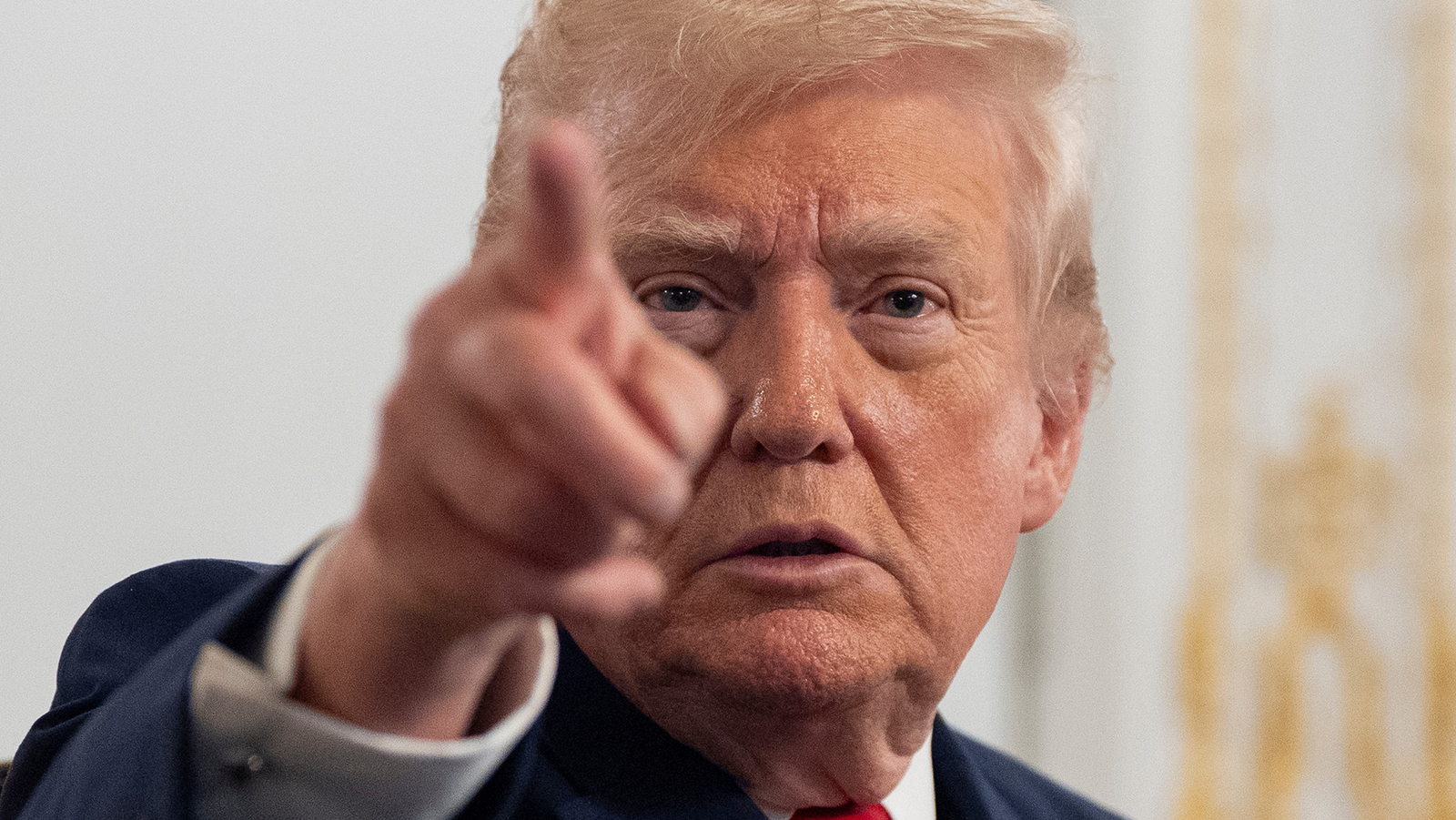 Donald Trump dice que ‘pausará permanentemente’ la inmigración desde países pobres – ABC7 Los Angeles