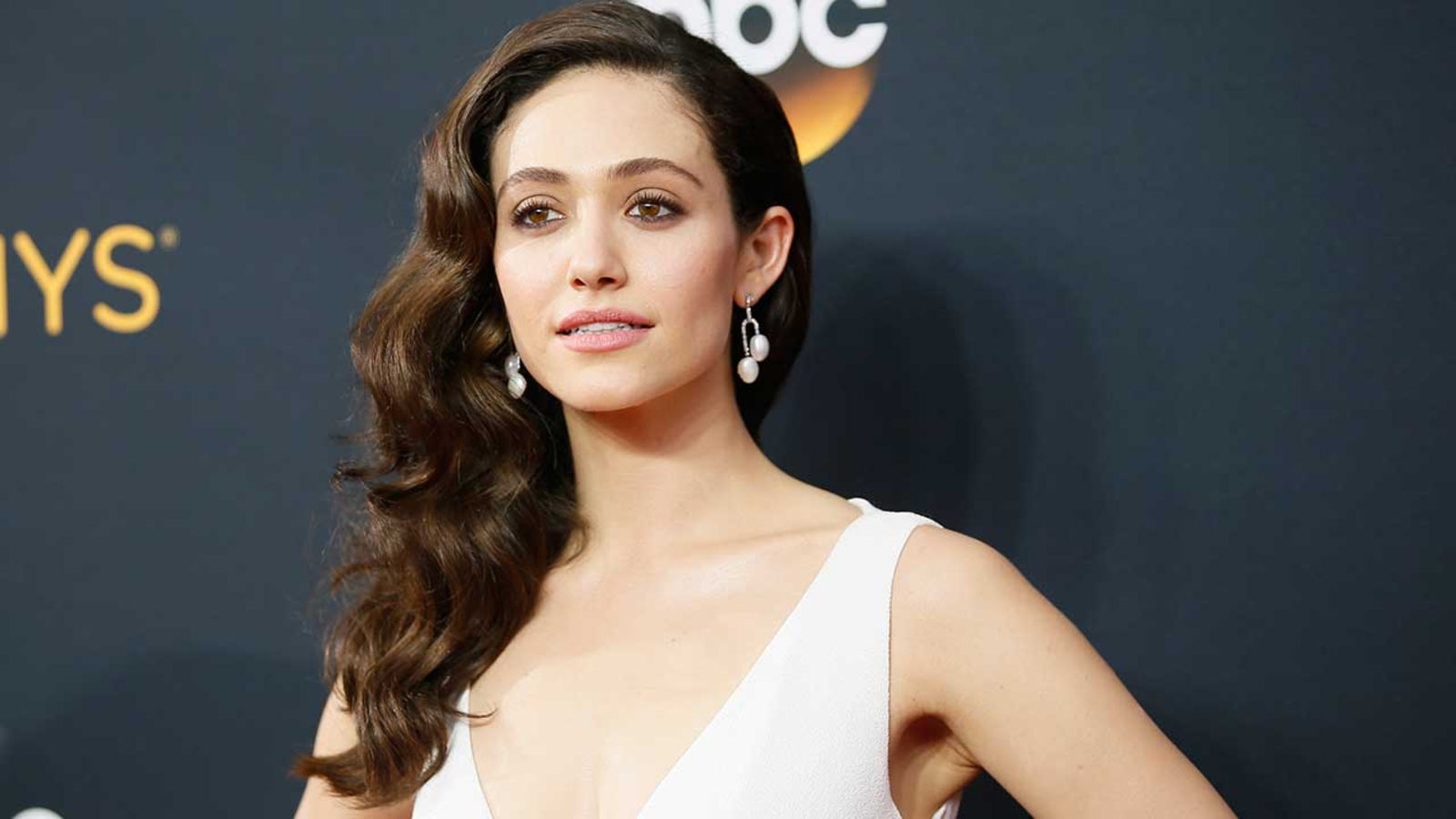 She earns a year. She earns a year. She earns a year. Money can. She earns a year.