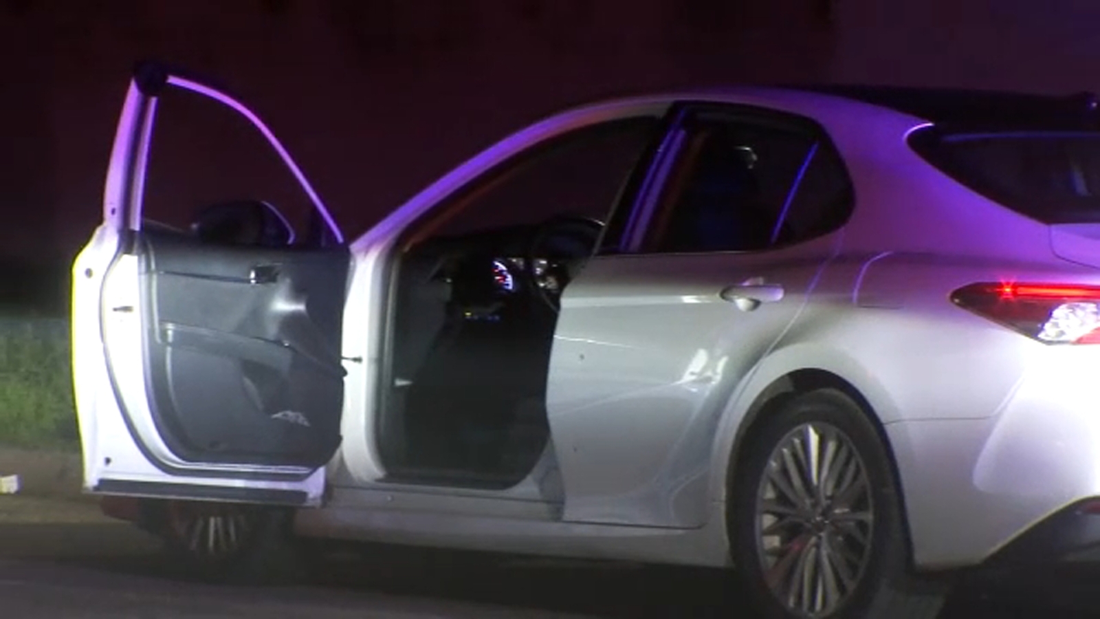 Local rideshare drivers react to Thanksgiving shooting of Uber driver