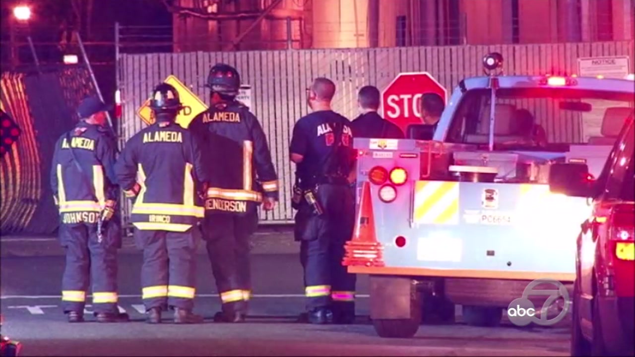 Car crashes into natural gas line in Alameda