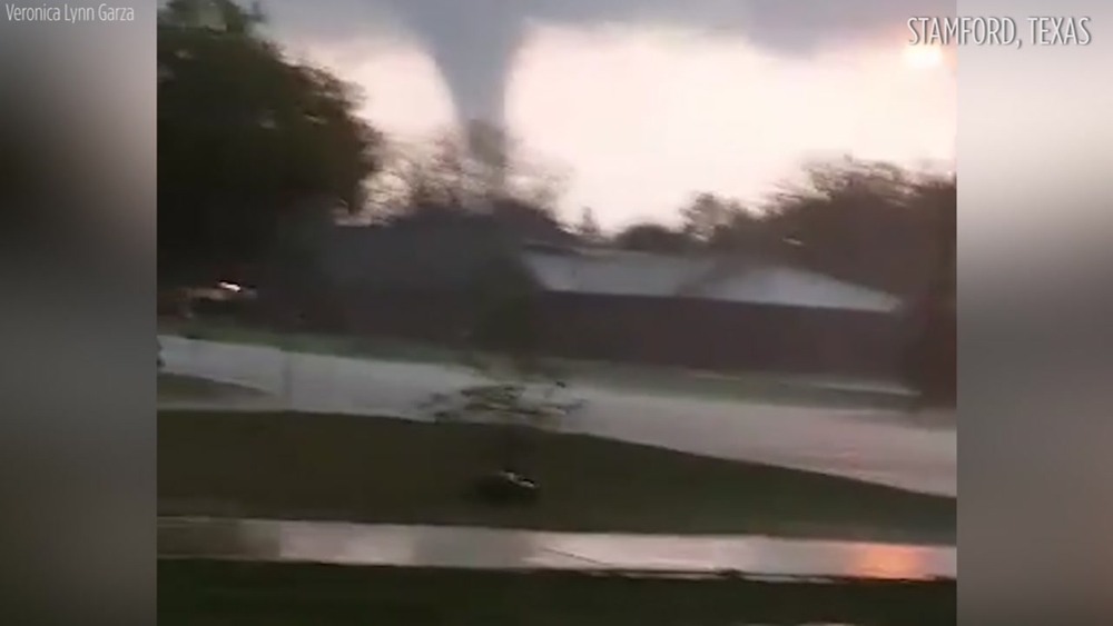 Three storm chasers die after west Texas tornadoes