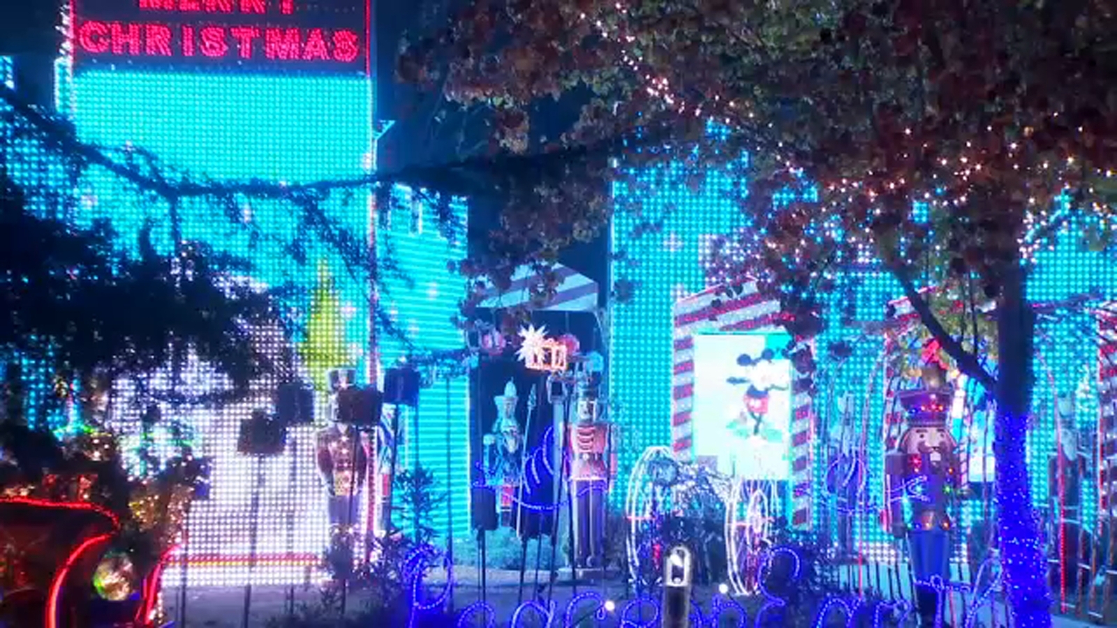 Fresno's Christmas Tree Lane kicking off 103rd year