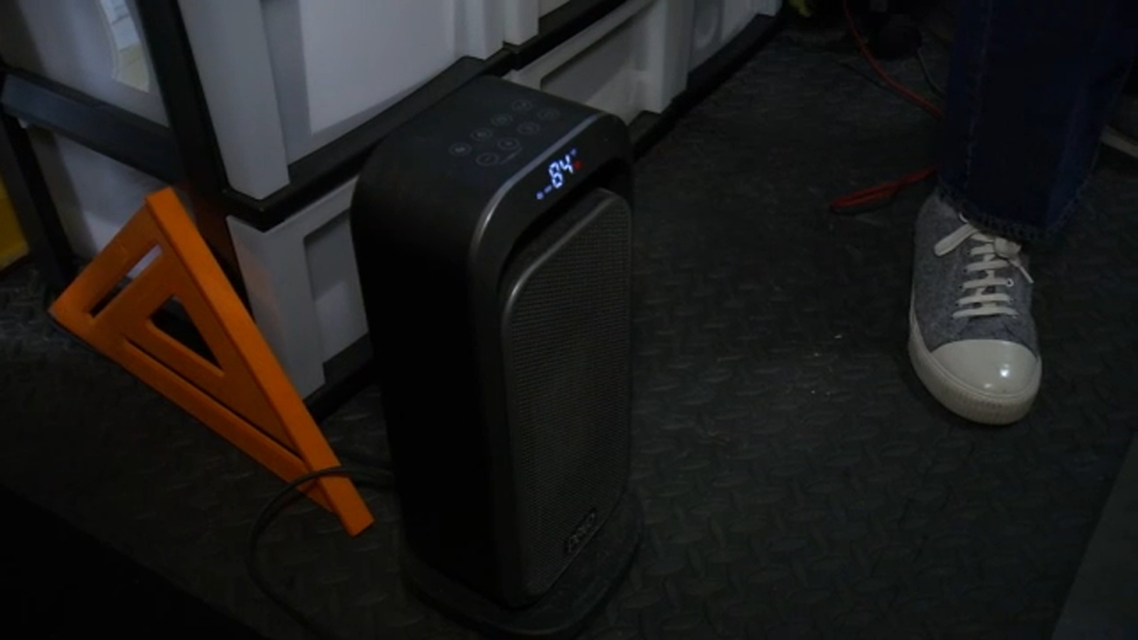 Delayed federal funds for energy assistance draws concerns in Durham County: 'Constant stress'