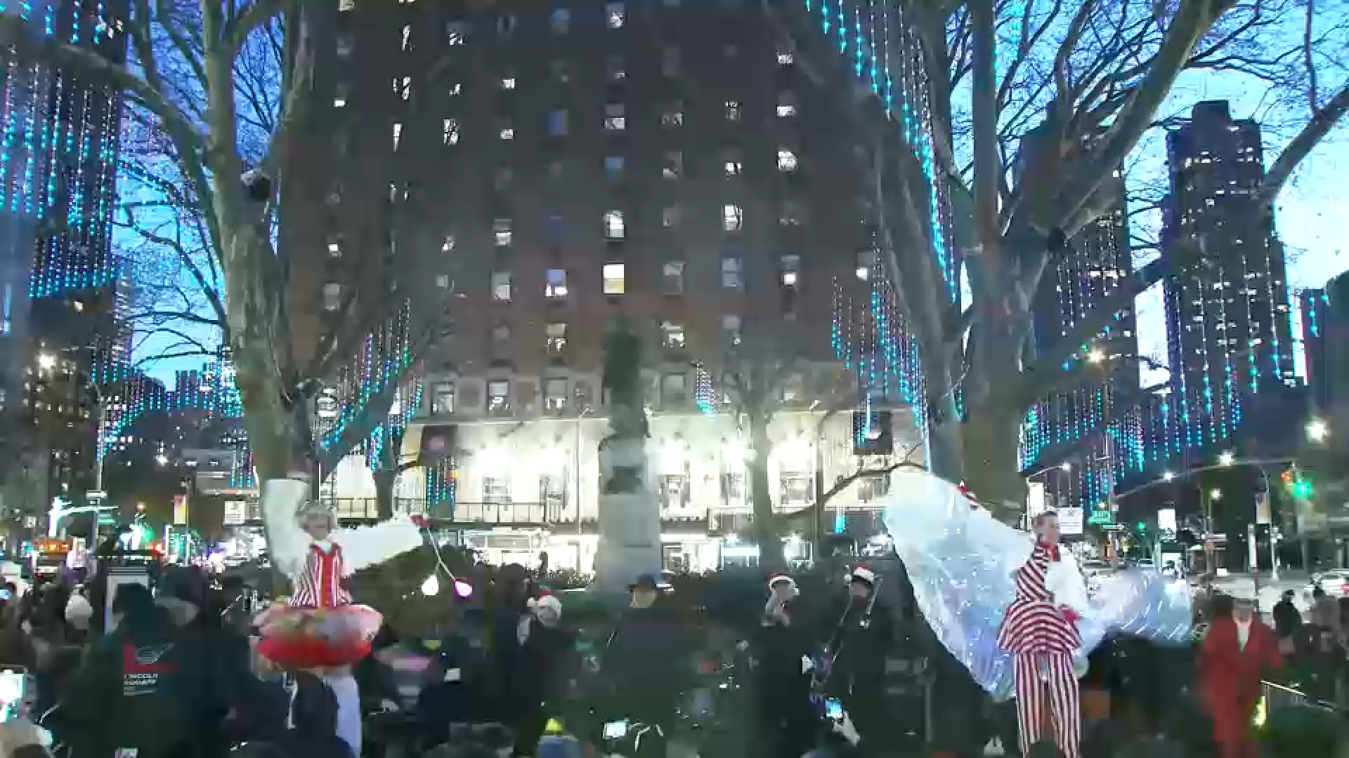 Lincoln Square 'Magical Lights' unveiled for holiday season