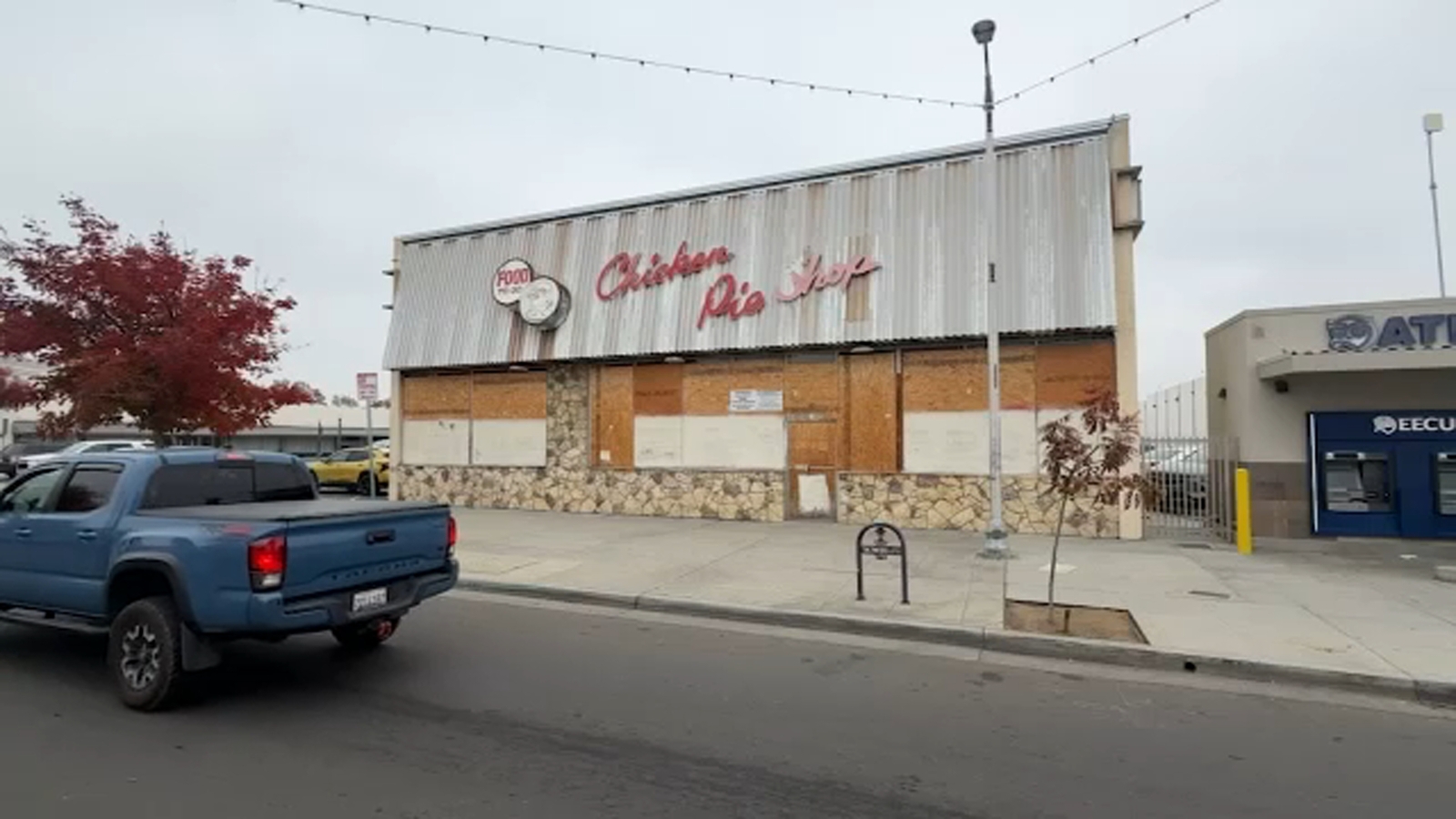 Fresno to offer new tax incentive in effort to fill vacant storefronts in the Tower District