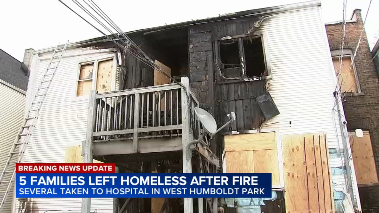 West Humboldt Park fire sends 10 to hospital
