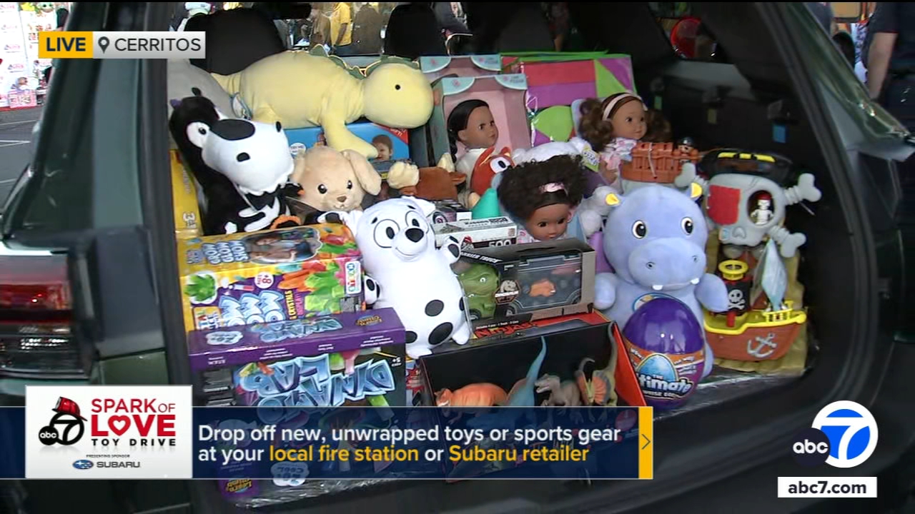 toy drive santa rosa Thank you, Santa Rosa, for donating to our toy drive!! We were able to  bring so much joy to dozens of families at the Catholic Charities holiday  party thanks to your generosity! Chief Cregan took a main image 0