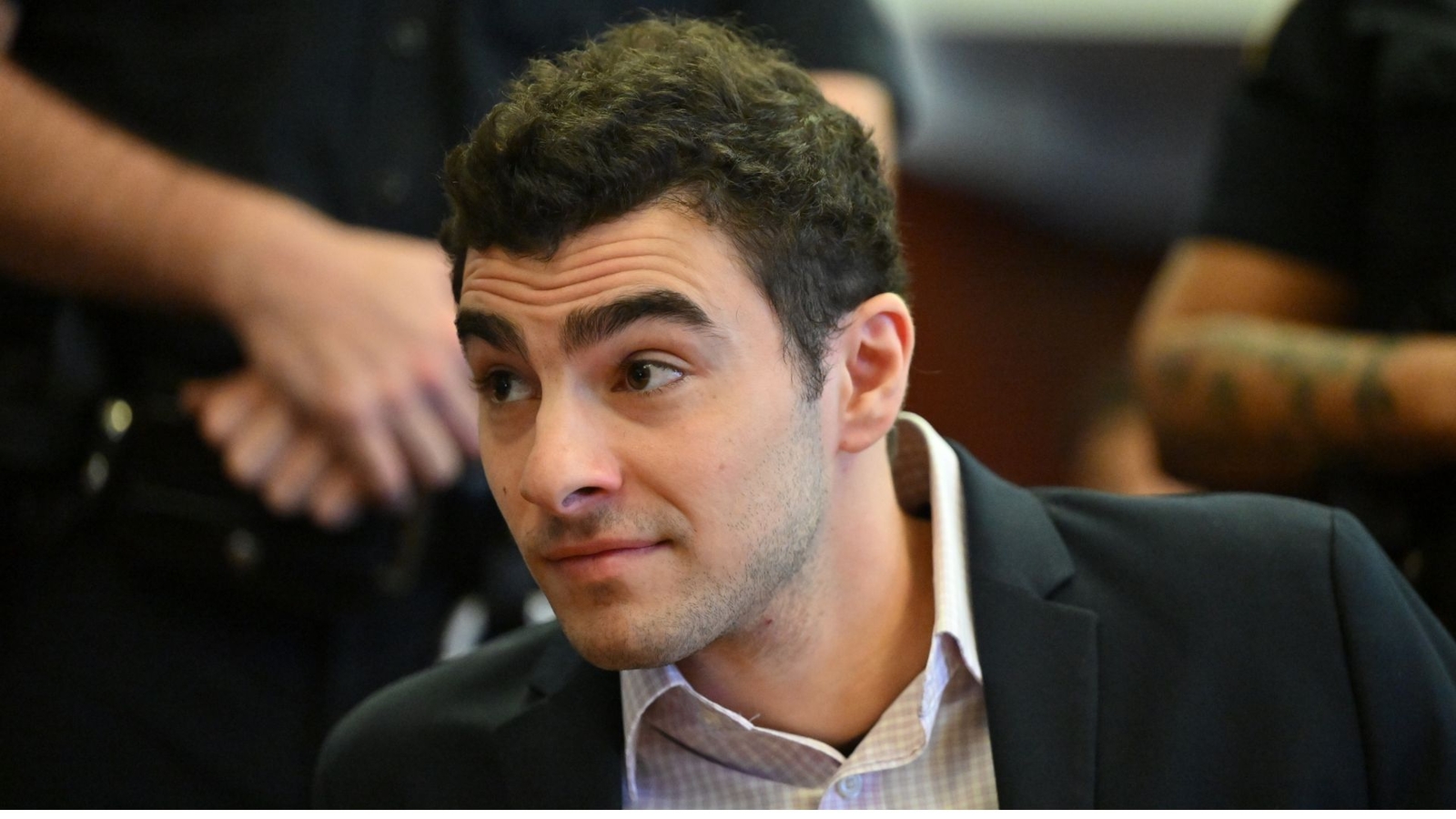 Pretrial hearing for Luigi Mangione to resume Monday after court releases new evidence in CEO murder case Pretrial hearing for Luigi Mangione to resume Monday after court releases new evidence in CEO murder case