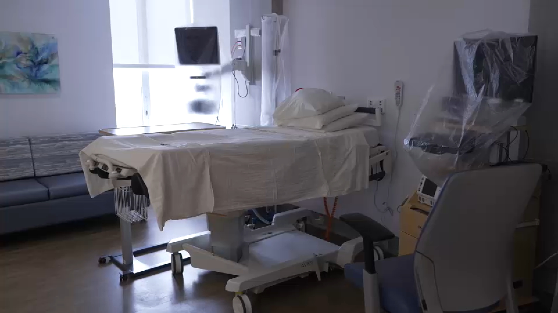 450,000 New Yorkers will lose health insurance plan