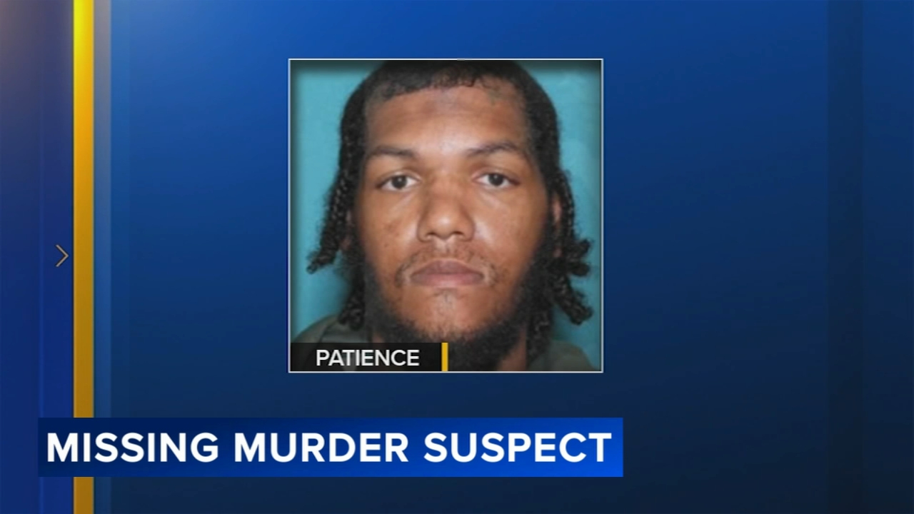 Investigators search for murder suspect who fled court hearing