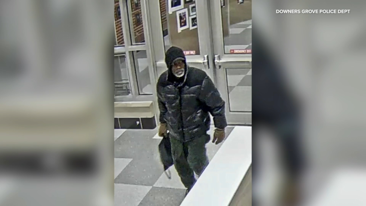 Police searching for suspect of attempted robbery at Downers Grove North High School
