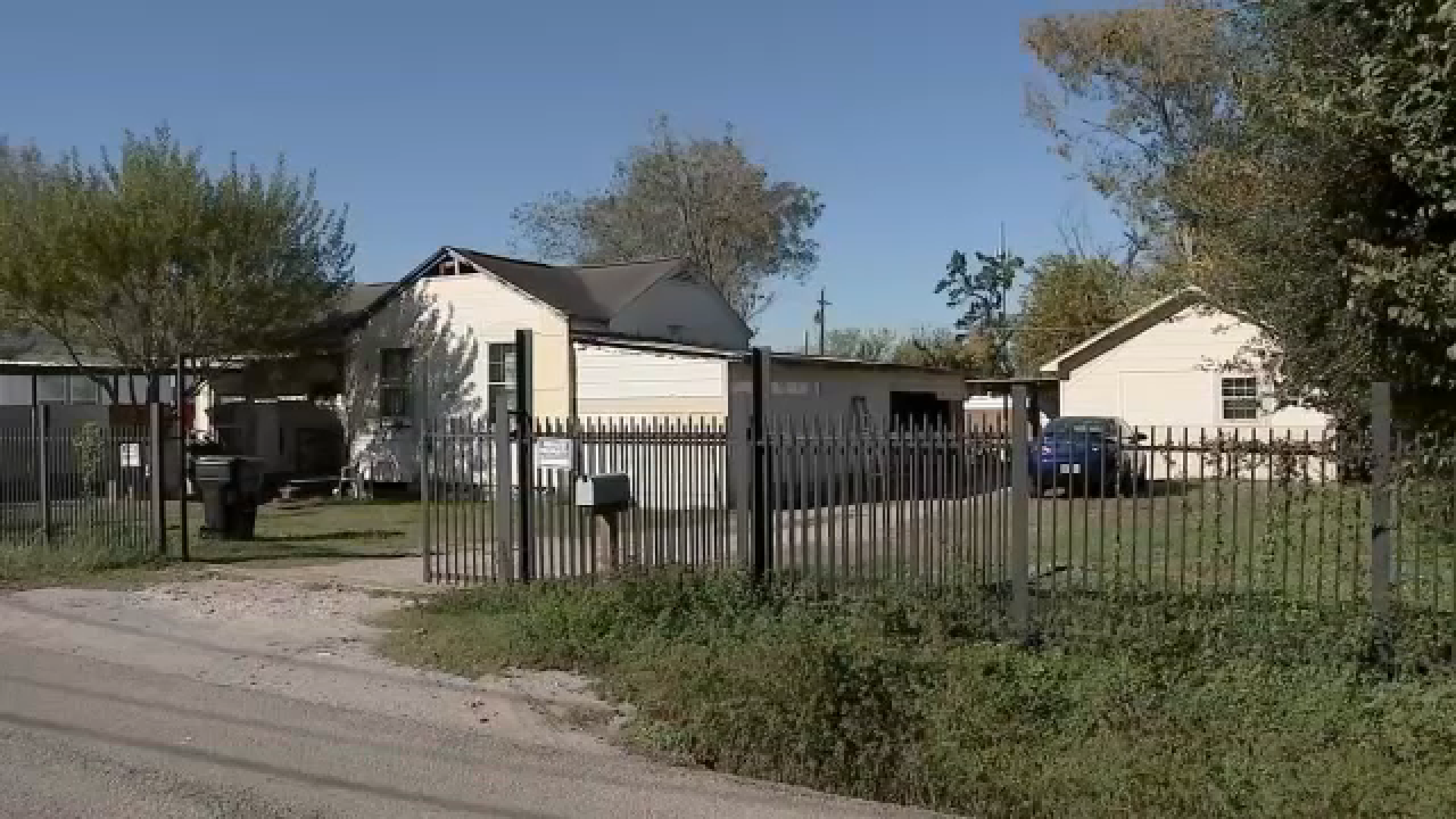 Man allegedly threatened nephew to help hide GF's body, records say
