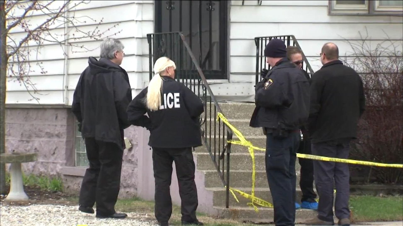 2 found dead in Berwyn home ABC7 Chicago
