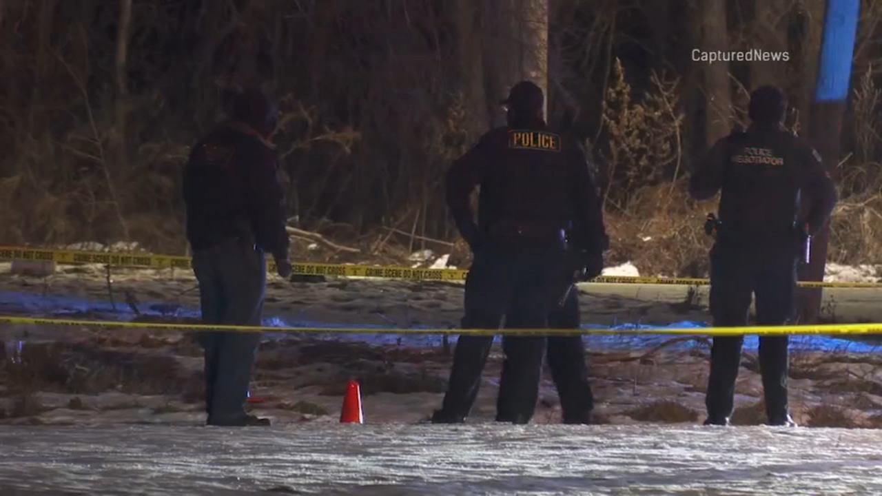 NW Indiana officer shoots man armed with knife, police say