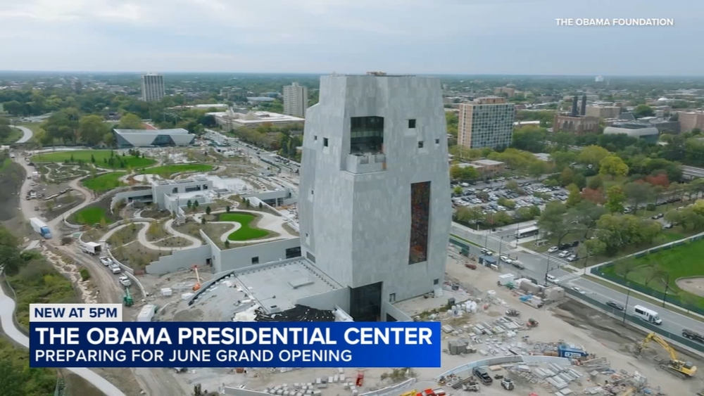 Barack Obama invites Chicagoans to apply for jobs at Presidential Center - ABC7 Chicago