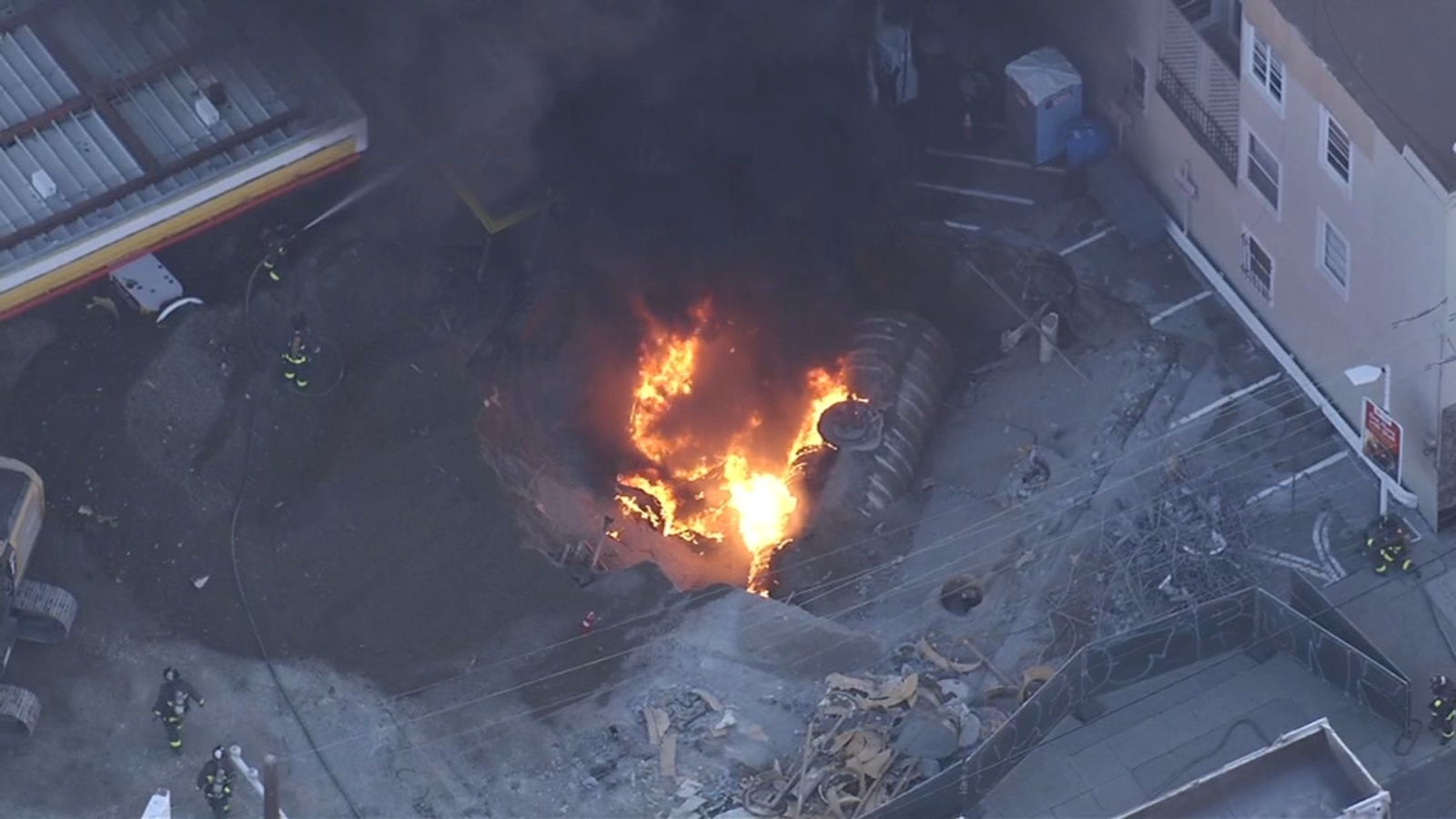 SKY7 over large fire caused by explosion at SF Mission District gas station