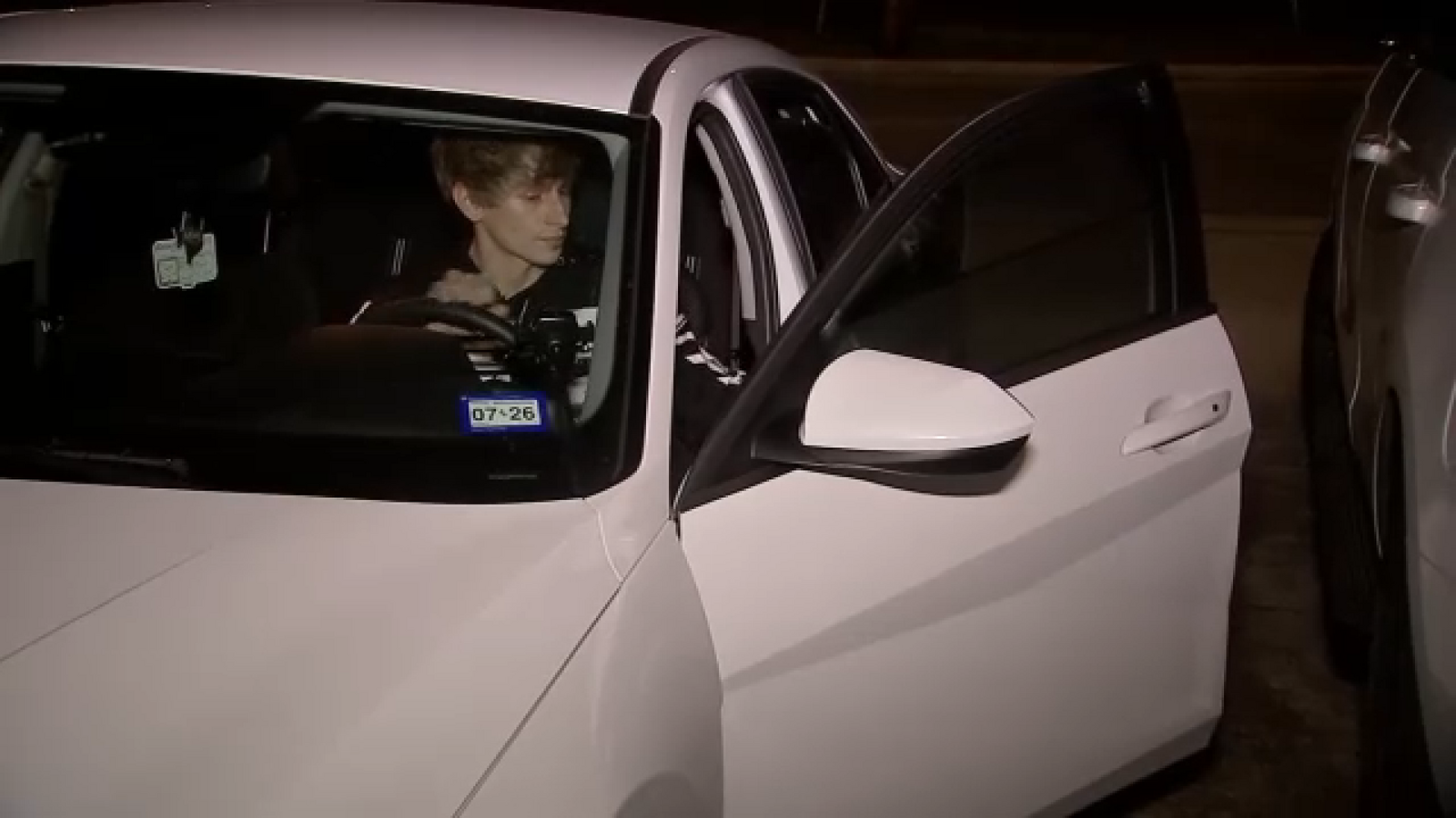 'There's a hole in my chest': Uber driver says he was shot after dropping off passenger