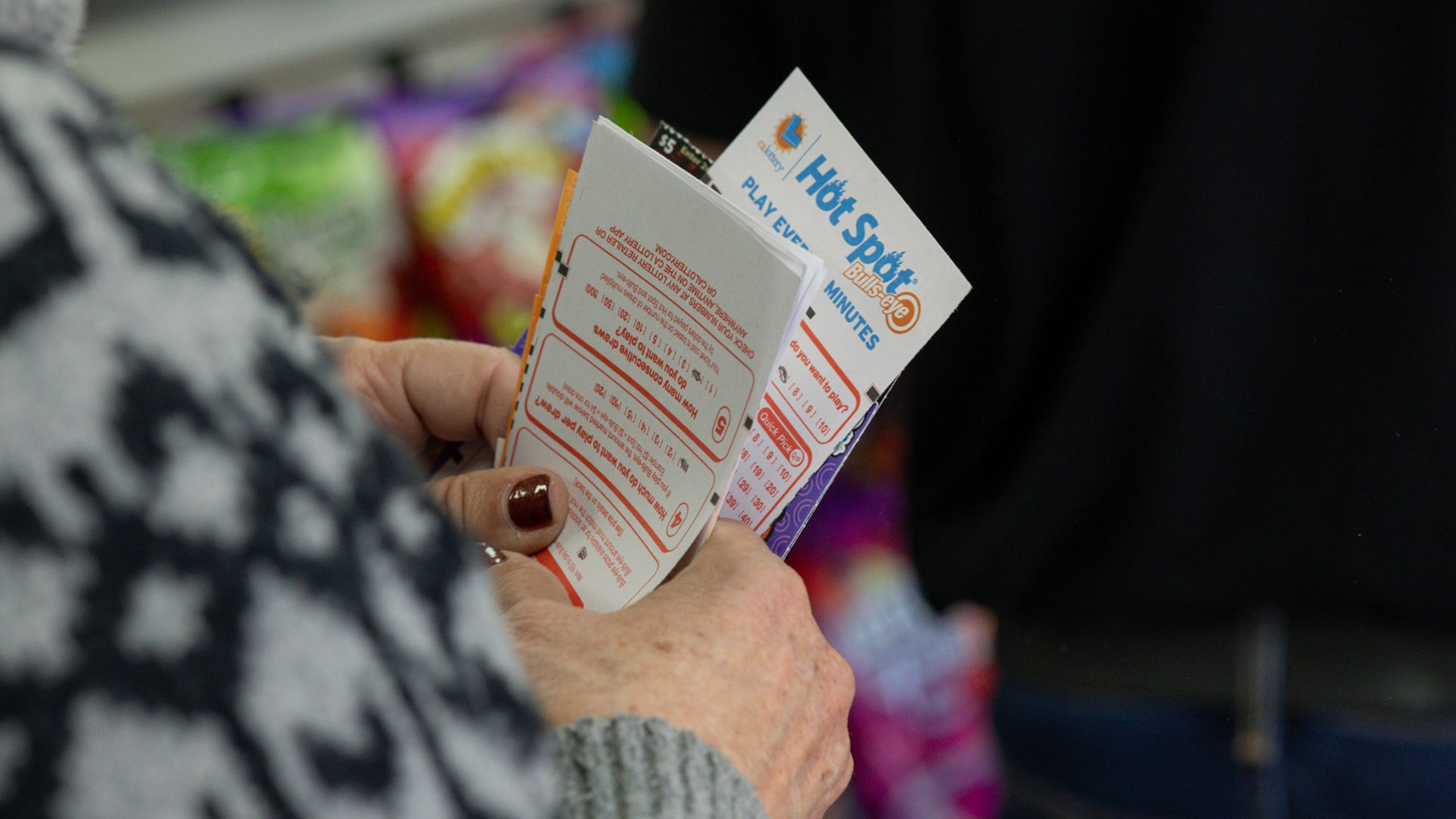 Powerball climbs to estimated $1.25 billion after there were no big winners in Monday's drawing