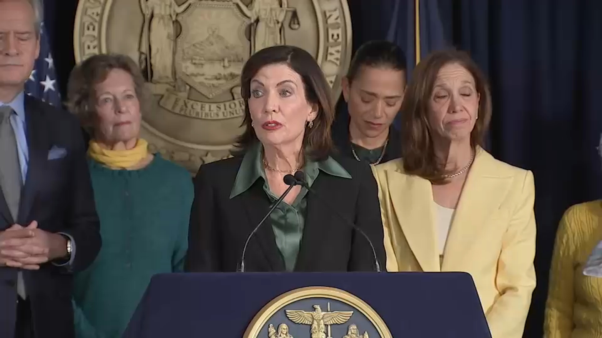 NY Gov. Hochul to legalize medical aid in dying