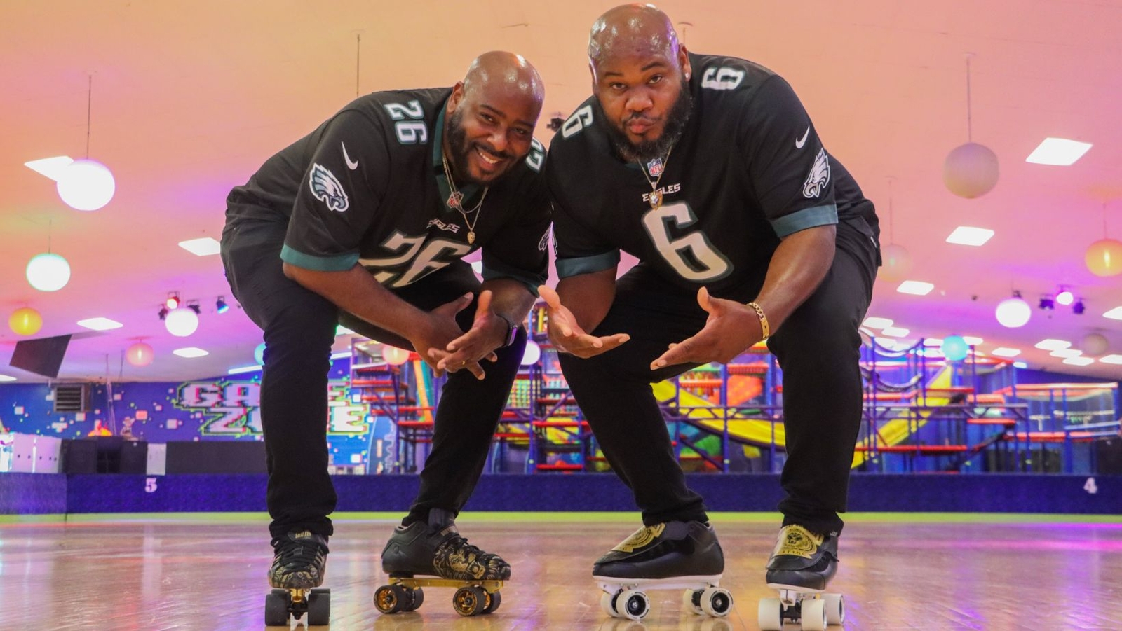 'The Griffin Brothers' skate into viral success on social media