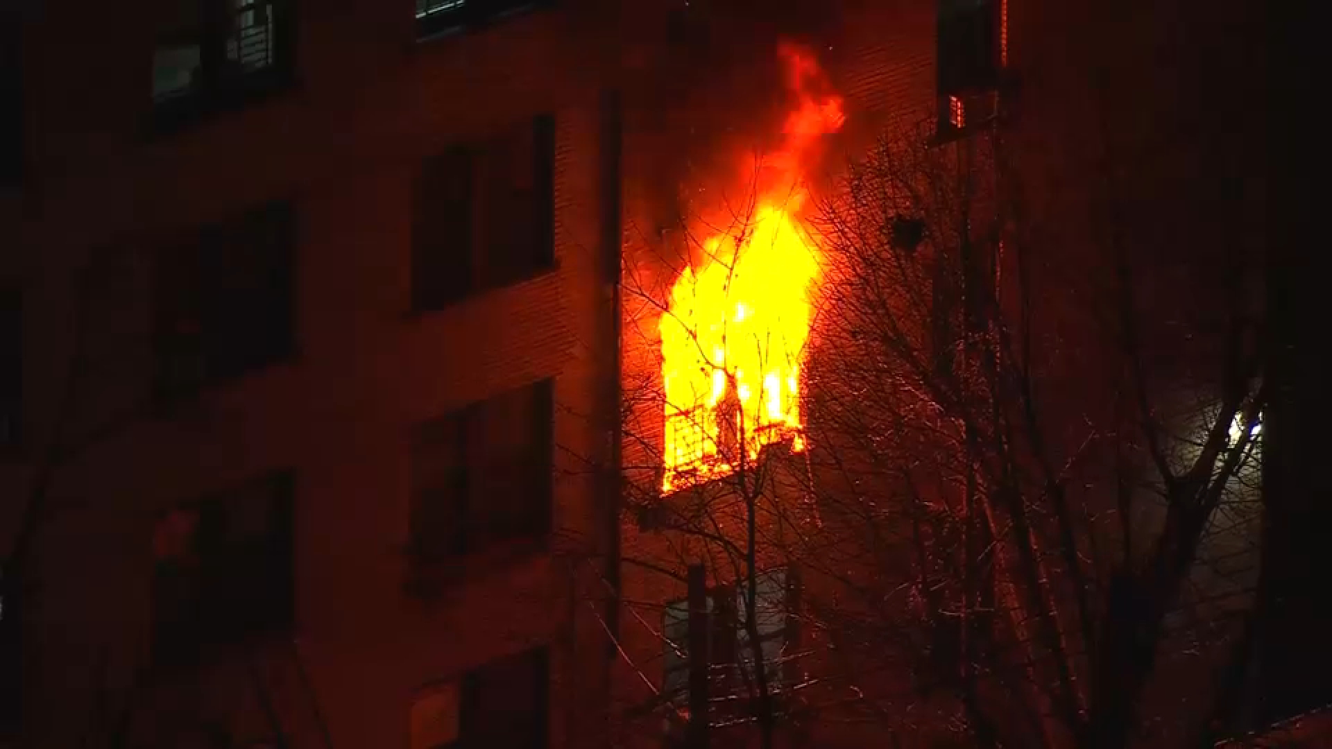 Crews battle apartment building fire in East Orange, New Jersey