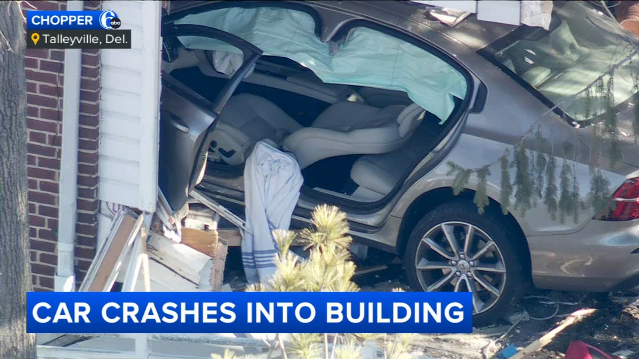 3 injured after car slams into realty building in Delaware