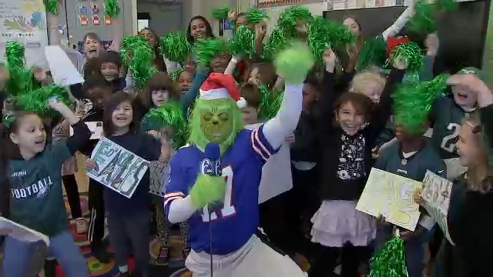 The Grinch was no match for these Eagles fans in West Philly