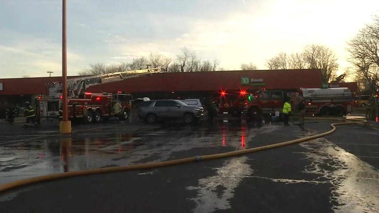 Crews battle fire at TD Bank in South Jersey