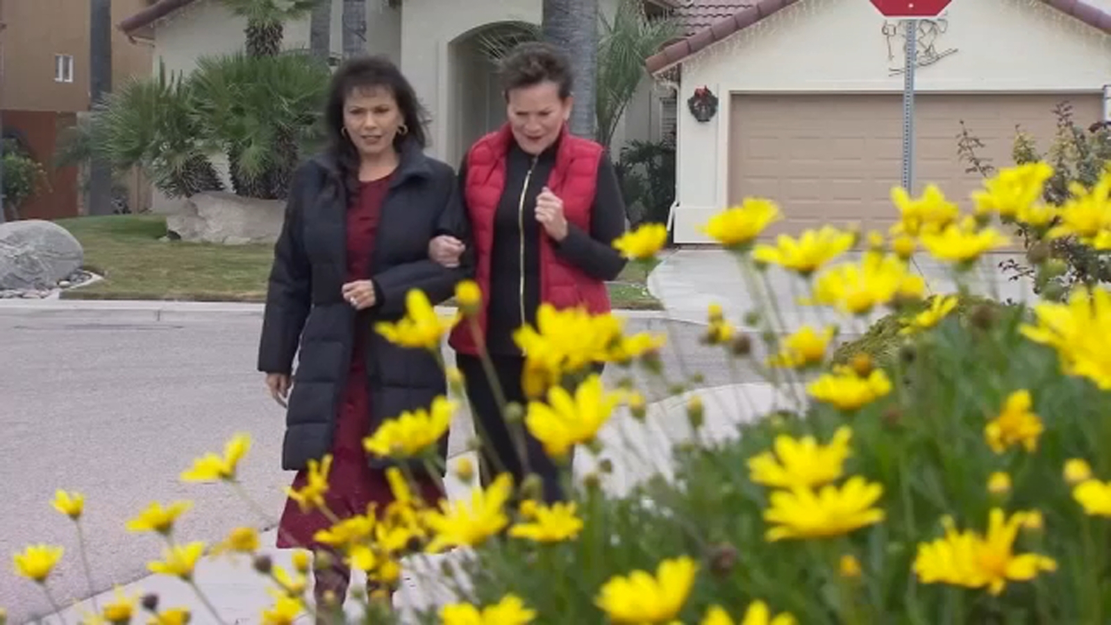 Valley woman shares story of kidney donation from coworker