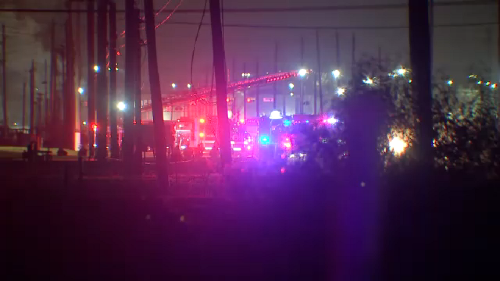 Over 40 treated amid sulfuric acid leak at industrial facility near Houston, officials say