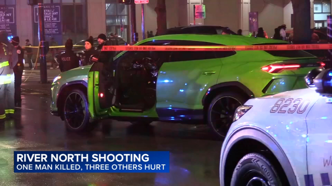 Man killed, 3 others hurt in downtown shooting: Chicago police