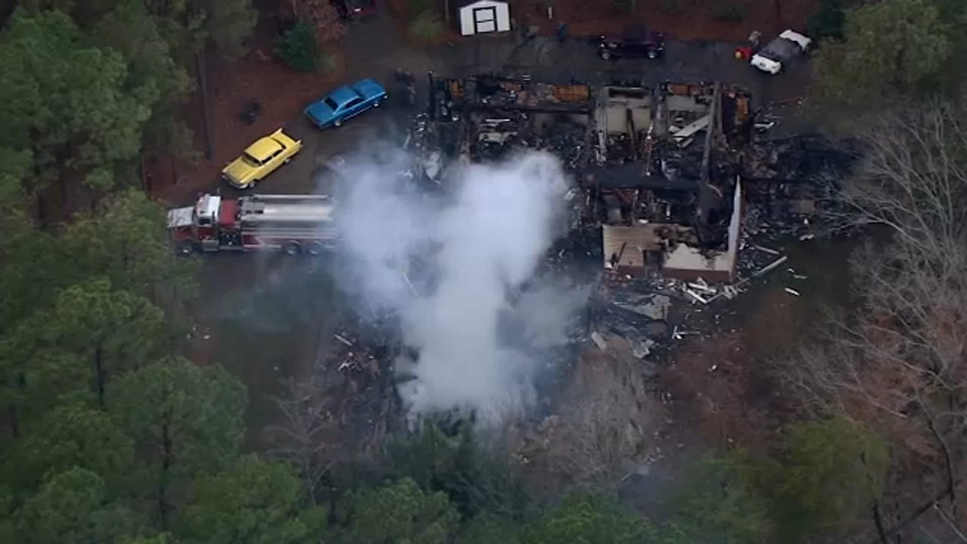 Dennis Hamlin, father of NASCAR driver Denny Hamlin dies after house fire, mother critically injured