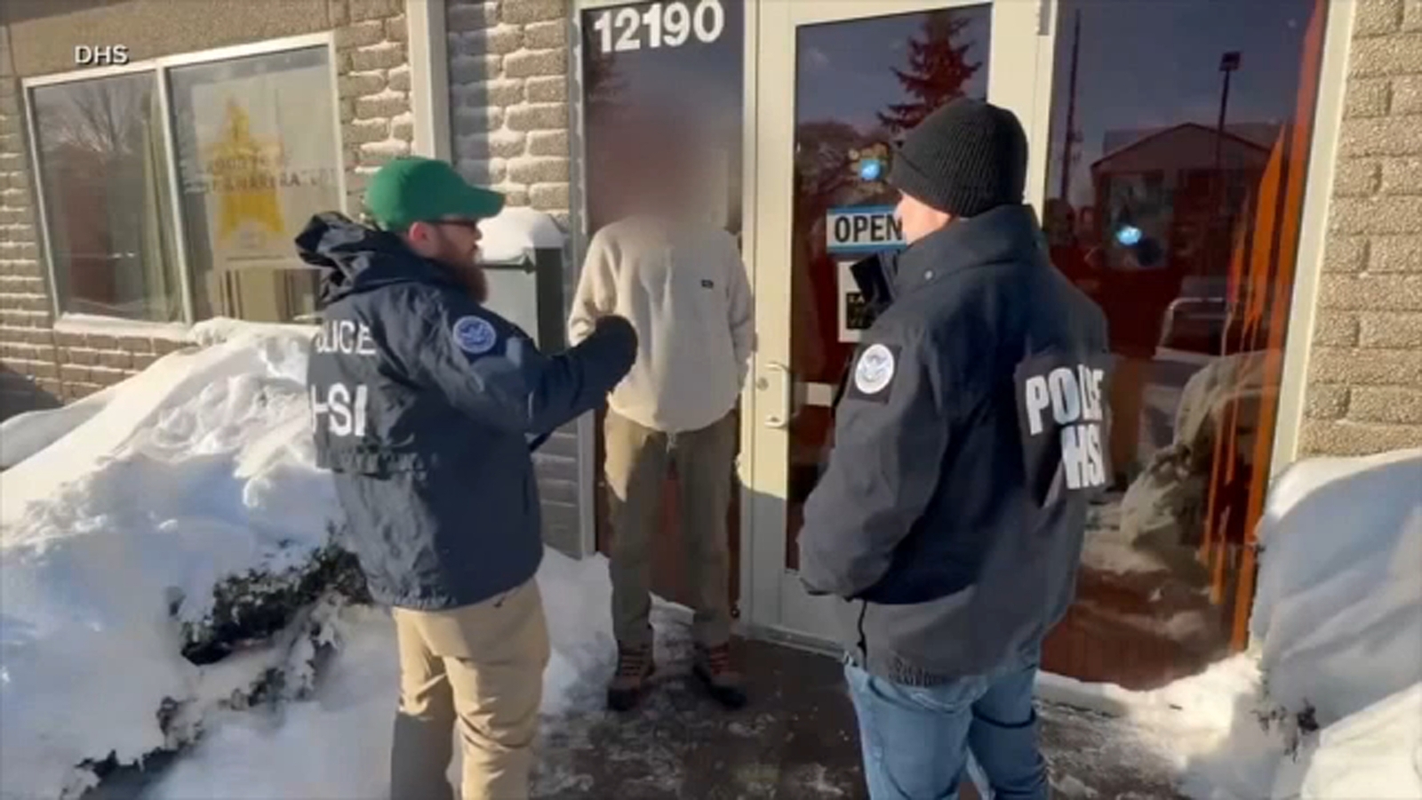 Surge in federal officers in Minnesota focuses on alleged fraud at day care centers