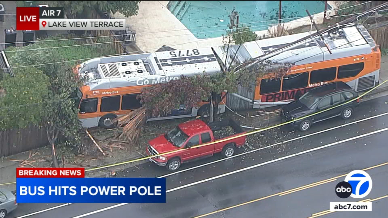 Metro bus crashes, brings down utility pole in Lake View Terrace