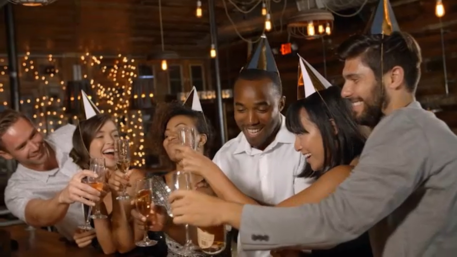 How to prevent injuries during New Year's Eve celebrations