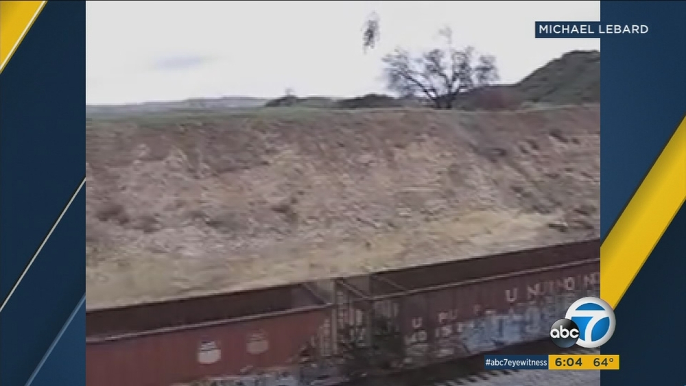 Motorcyclist injured in Simi Valley stunt may be same who jumped 60 Freeway