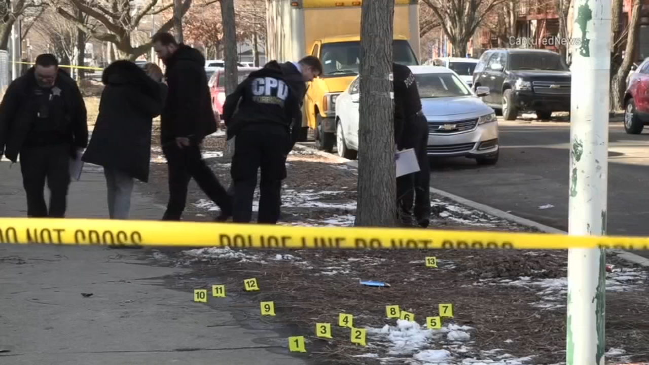 3 shot, seriously injured on West Side: Chicago police