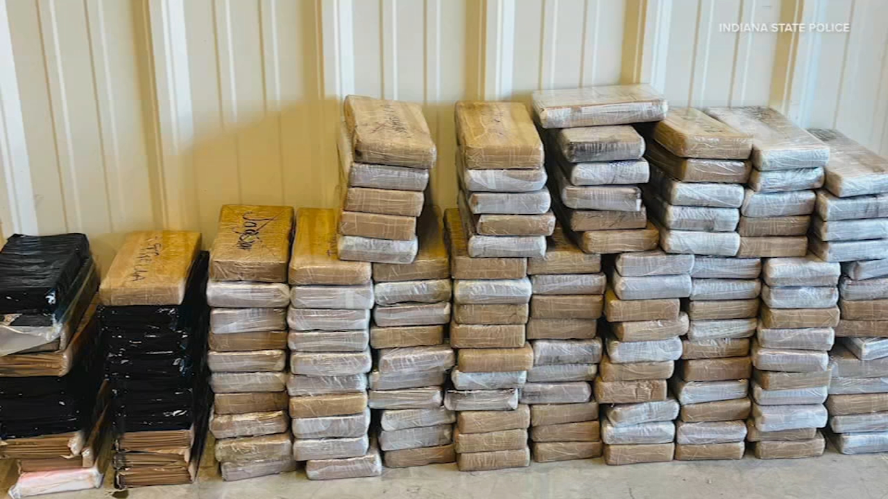 Over 300 pounds of cocaine worth $7M seized in Putnam County traffic stop on I-70: Indiana State Police - ABC7 Chicago