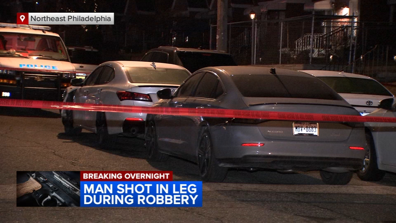 Man shot in the leg during robbery in Northeast Philadelphia