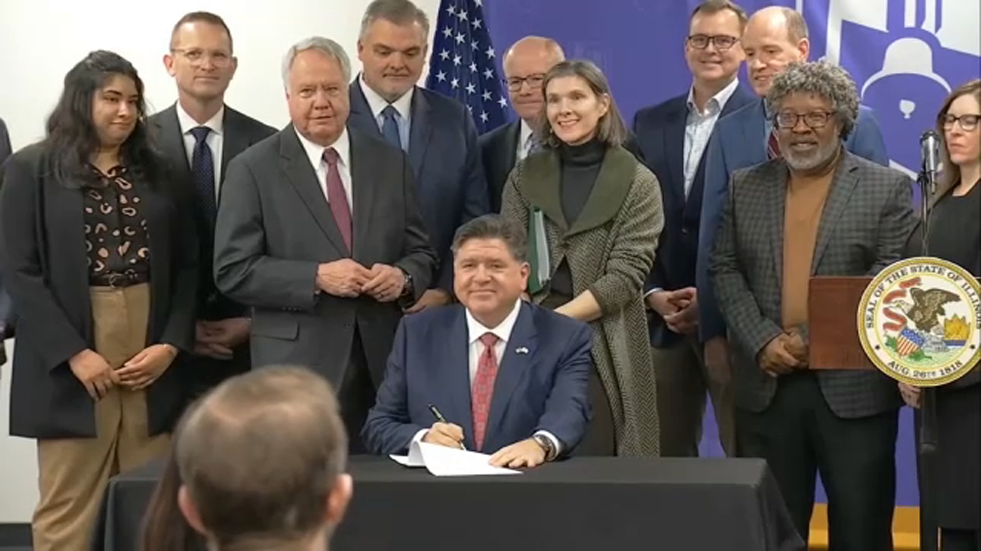 Illinois Gov. JB Pritzker signs clean energy bill lifting