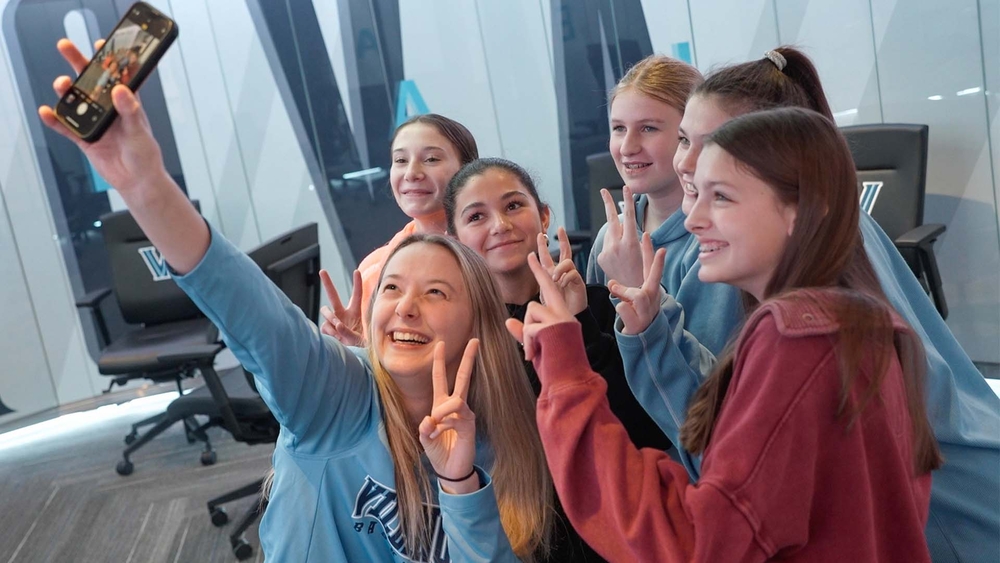 Villanova basketball players mentor middle school students