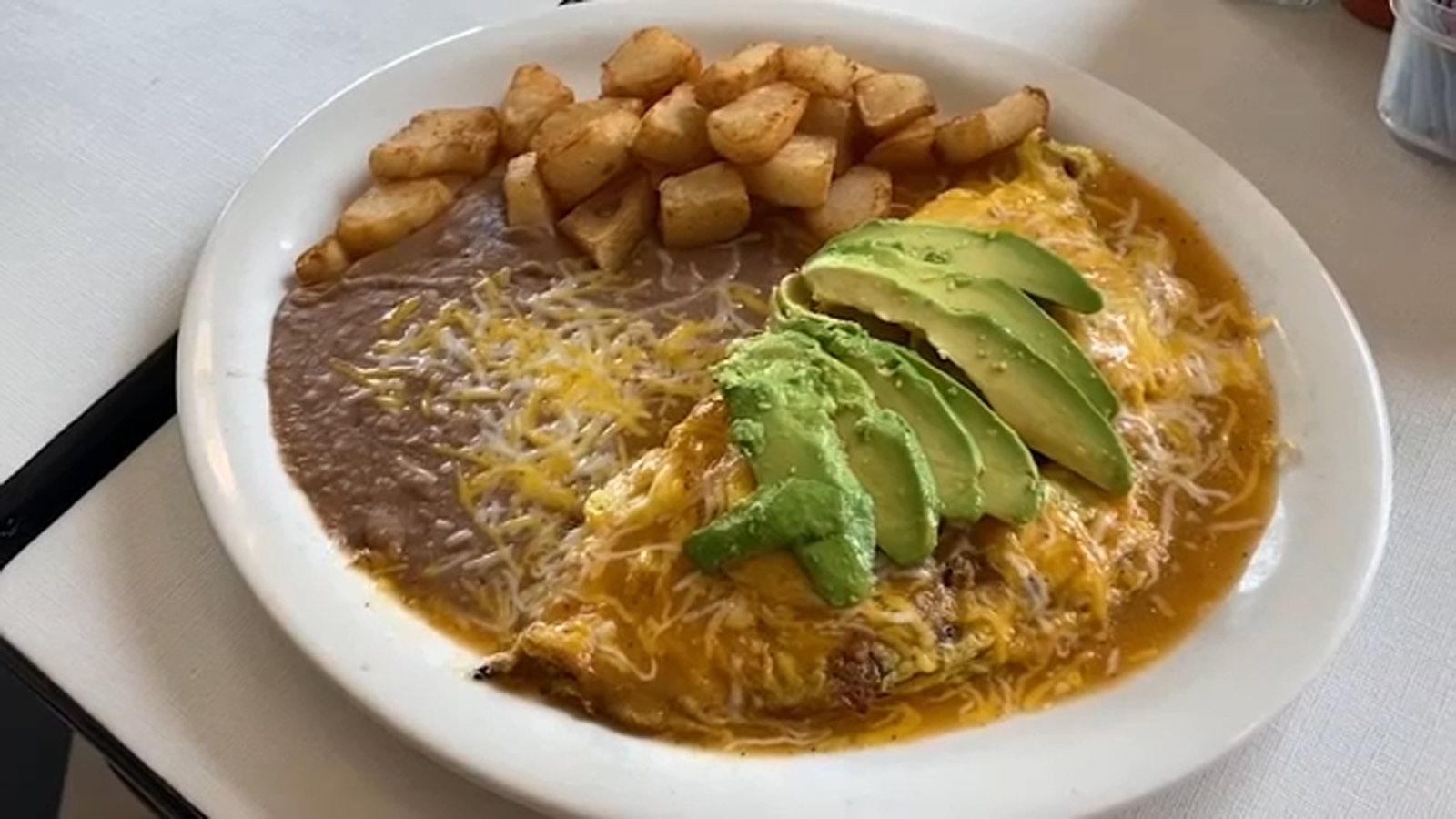 Dine and Dish: Flight Line Cafe in southwest Fresno